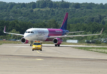 Avio-kompanije prinuđene su da koriguju cijene: Doplate za gorivo od 50 KM po putniku