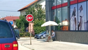 PRODAJOM LIMUNADE DO LAPTOPA: Priča o vrijednom dječaku Iliji motivisala dobre ljude