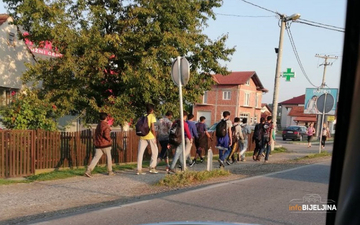 Krijumčari migrantima naplaćuju 6000 eura za ulazak u BiH