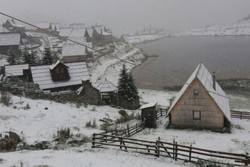 Na planinama večeras snijeg