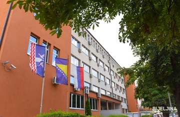 Bijeljina: Optužen da je šamarao ženu