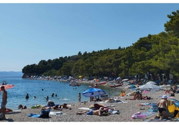 4.000 EVRA ZA 4 DANA NA MORU Sandra se pohvalila koliko je potrošila novca tokom ljetovanja, pa izazvala buru