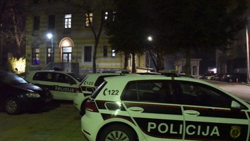 Muškarac koji je jutros pucao na policajce u Sarajevu poznat po nadimku "ubica koji plače"