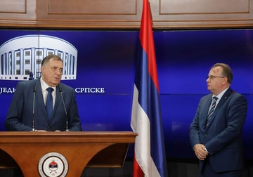 "Meni je sudio Šmit, koji je tebe ustoličio" Dodik oštro odgovorio Nikšiću