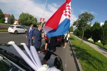 Incident u Brčkom: Mladoženji razbili glavu, navodno zbog hrvatske zastave