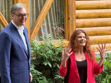 Vučić primio holivudsku glumicu Lolitu Davidović