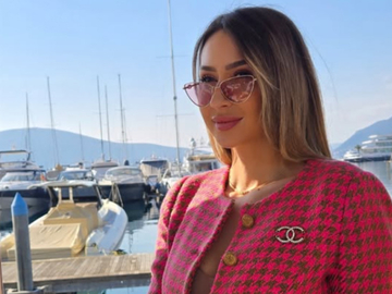 Da li je ovo najzgodnija političarka u regionu?