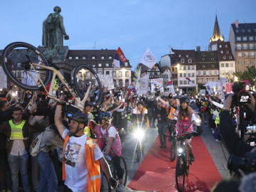 Studenti iz Srbije biciklima do Strazbura: Evo šta su poručili Makronu i EU