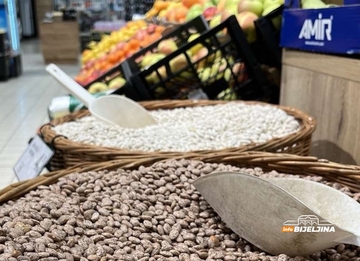 Od uvoza do police: Evo koliko nas trgovci "deru" na bananama, grahu i medu