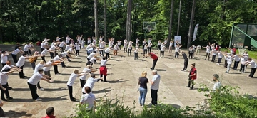 Crveni krst Bijeljina: Više od 100 učesnika programa ''Aktivno i zdravo starenje'' provelo dan na Majevici