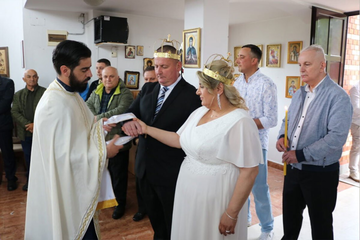 Dervenćanin i Gruzinka poznanstvo sa društvene mreže krunisali brakom