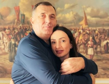 "Srećan ti rođendan, tata" Dodikova kćerka objavila njegovu fotografiju iz DJEČAČKIH DANA