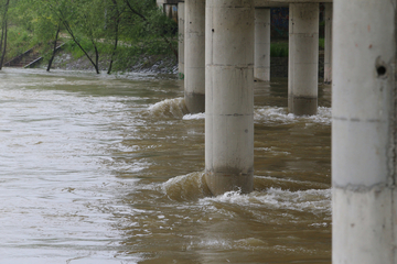 Vrbas premašio kotu redovne odbrane od poplava