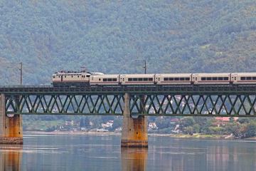 Tokom ljeta turistički voz kroz kanjon Une, cijena karte simbolična