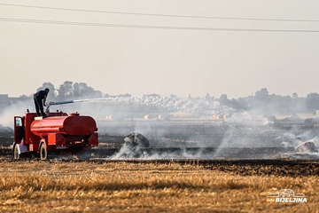 Bijeljina: Vatrogasci se još bore sa vatrenom stihijom (FOTO)