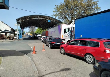 Gužve na granicama sa Srbijom, Hrvatskom i Crnom Gorom