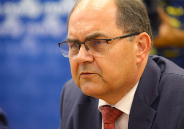 Šmit reagovao na odluku NSRS o izmjeni Zakona "Kriminalizacija klevete je napad na prava građana Srpske"