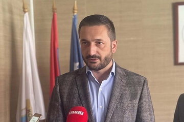 Ninković: Ako ne budem mogao ući u kancelariju, sazvaću sjednicu ispred Gradske uprave