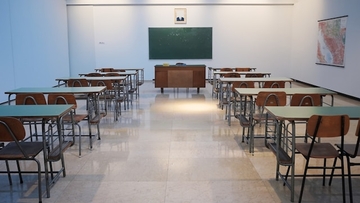 Vkeštačka inteligencija “stigla” je i do školskih klupa – Hrvatska prva u regiji uvodi AI u nastavni program