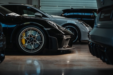 Plaćeno više od milion: Ovo je najskuplje uvezeno vozilo u BiH u posljednjih 15 godina