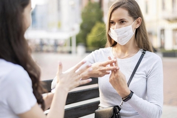 Pandemija uticala na položaj gluvih, maske pojačale tišinu