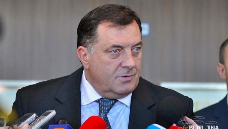 Dodik se izvinio novinarima: Srednji prst nije upućen medijskoj zajednici