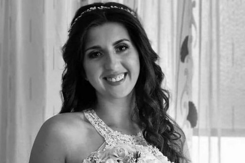 Protesti u Bihaću zbog smrti porodilje i njene bebe: "Azra, mi se borimo"