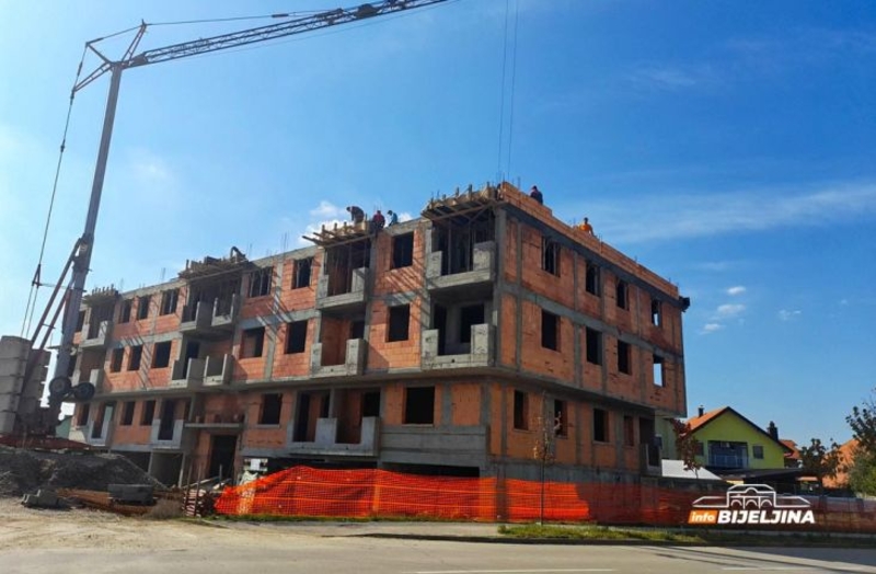 Cijene nekretnina u RS biće još veće, a rokovi za njihov završetak upitni