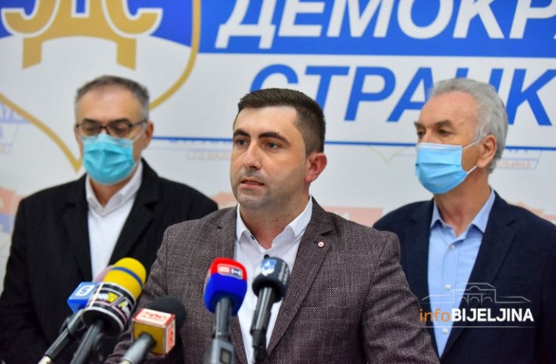 Ljubiša Petrović, gradonačelnik Bijeljine IZGUBIO u svom selu?