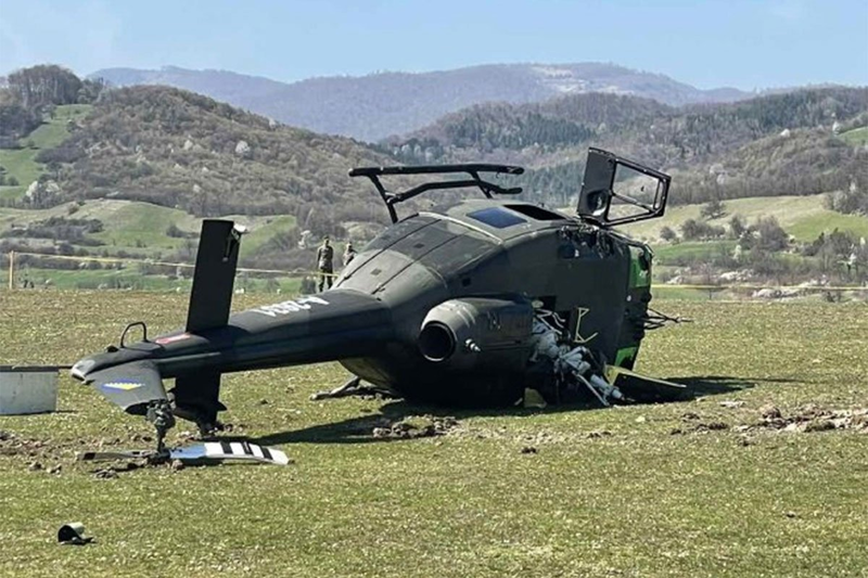 Prevrnuti helikopter možda nikad više neće poletjeti