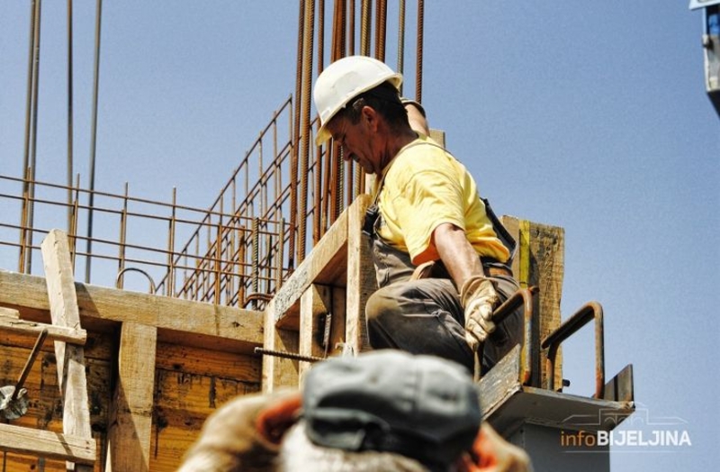 Odustaju od gradnje kuća, a STANOVI PRESKUPI