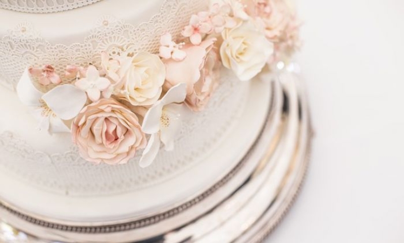 NAJSKUPLJA na svijetu: Pogledajte kako izgleda torta od MILION EVRA