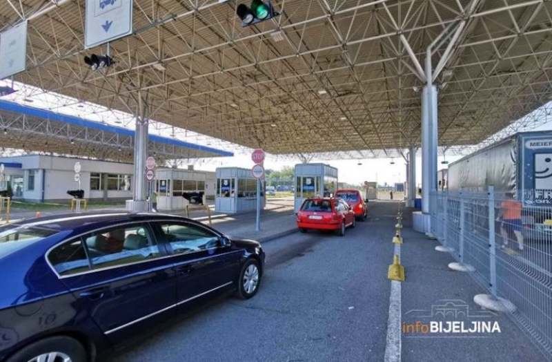Od danas i u Srbiju bez ograničenja: Ukinute sve epidemiološke mjere za ulazak
