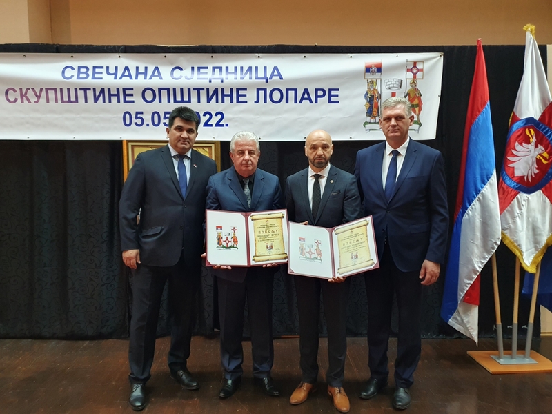 Vučić i Kojadinović dobitnici Povelje opštine Lopare (FOTO)