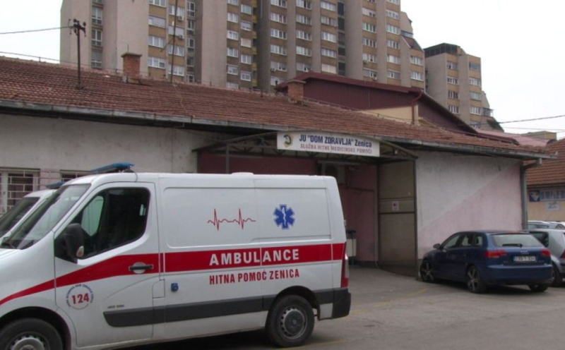 UŽAS U TEŠNJU Izašao proslaviti 18. rođendan, pozlilo mu pa preminuo